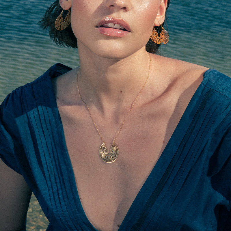 ANTHEMIA NECKLACE