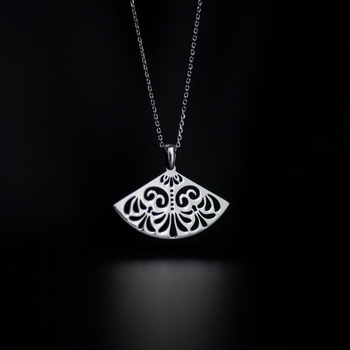 ANTHEMIA WING NECKLACE