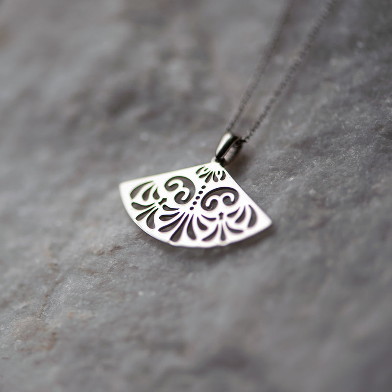 ANTHEMIA WING NECKLACE