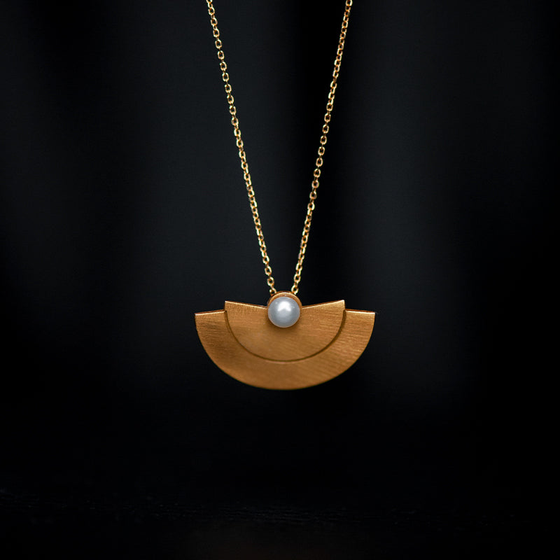 EPIDAUROS PEARL NECKLACE