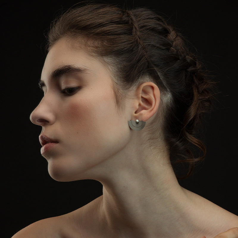 EPIDAUROS STUD PEARL EARRINGS
