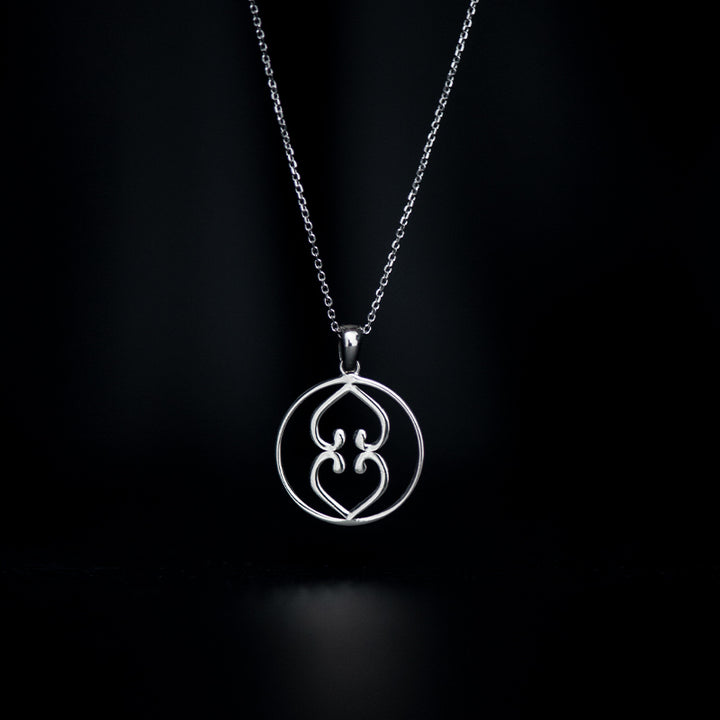 HYMEN NECKLACE