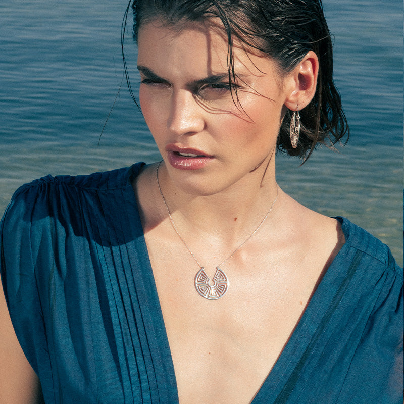 MEANDER NECKLACE