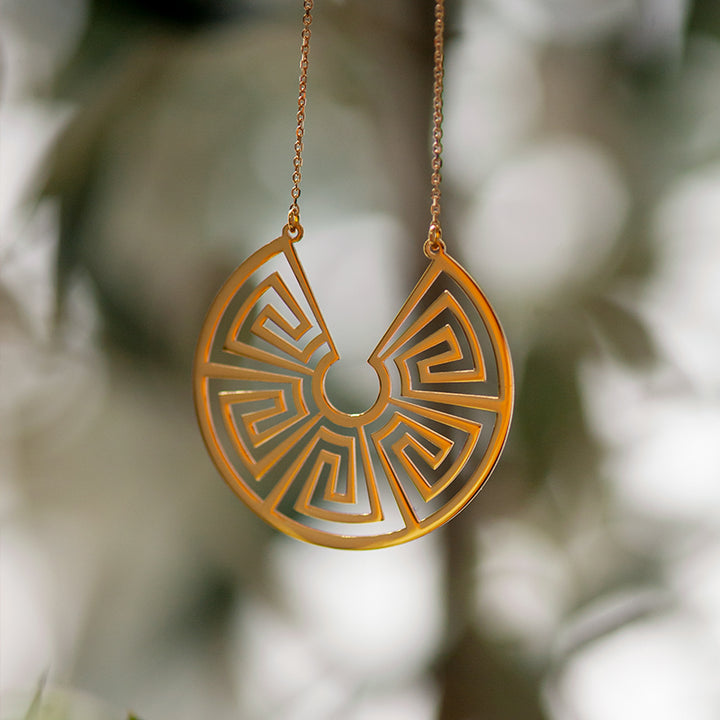 MEANDER NECKLACE